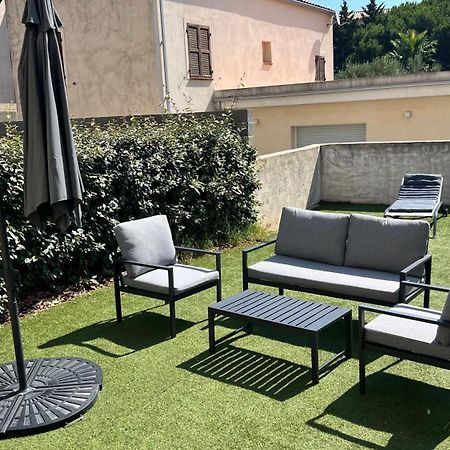 Appartement T2 - Rez-De-Jardin, Proche Plage Et Commerces Calvi  Zewnętrze zdjęcie