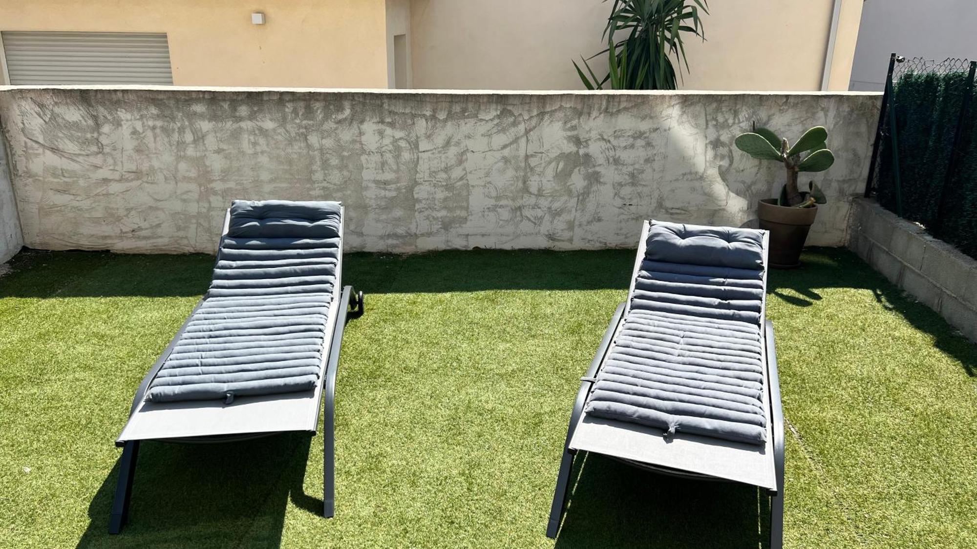 Appartement T2 - Rez-De-Jardin, Proche Plage Et Commerces Calvi  Zewnętrze zdjęcie