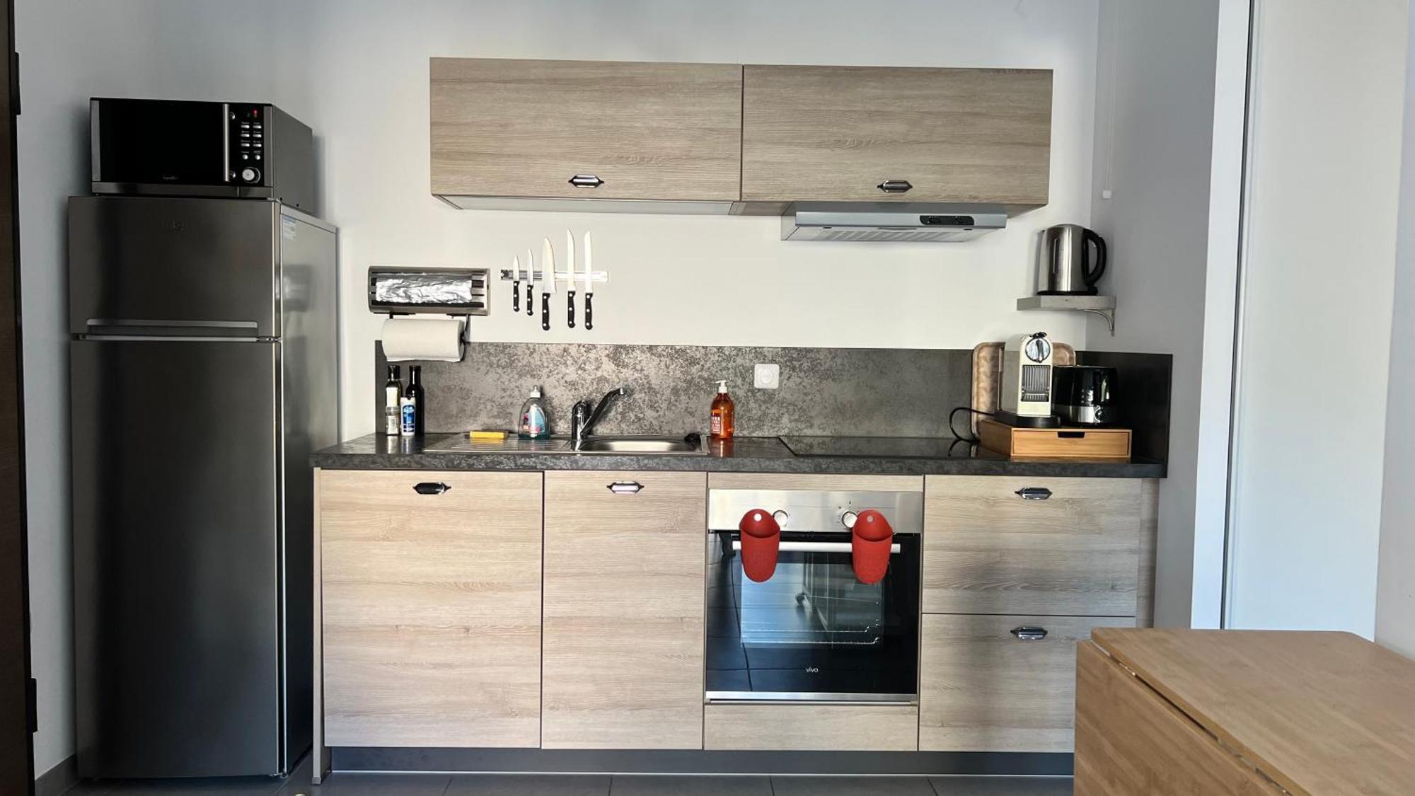 Appartement T2 - Rez-De-Jardin, Proche Plage Et Commerces Calvi  Zewnętrze zdjęcie